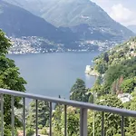 Con Terrazzo Vistalago شقة