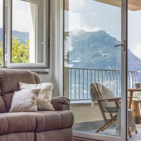 Lägenhet Con Terrazzo Vistalago