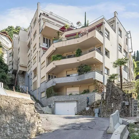 Con Terrazzo Vistalago