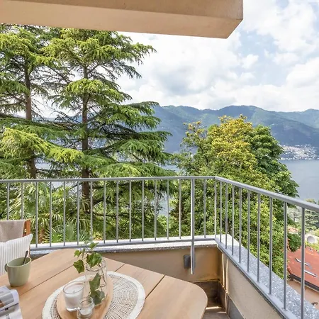 شقة Con Terrazzo Vistalago بْليفيو