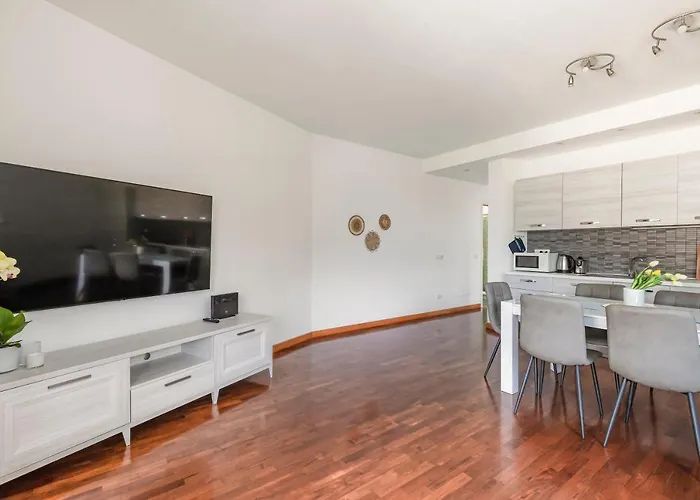 Apartman Con Terrazzo Vistalago